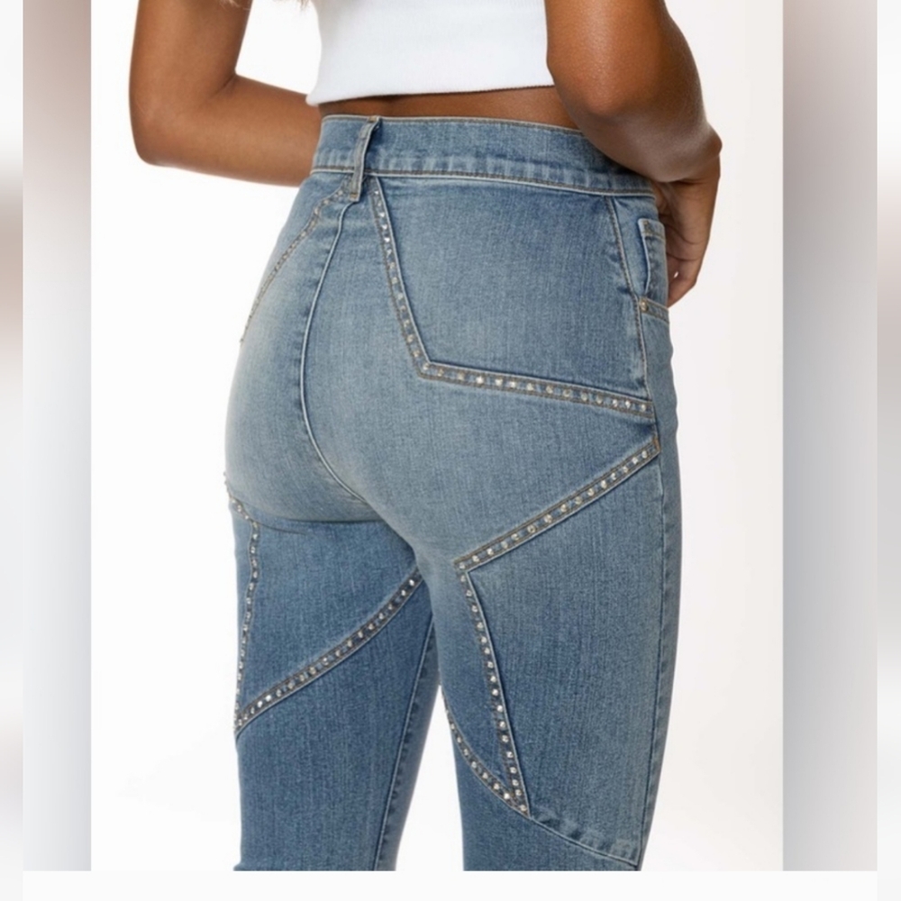 REVICE Denim Venus Flare Stargirl Jeans. Size 26 NWT